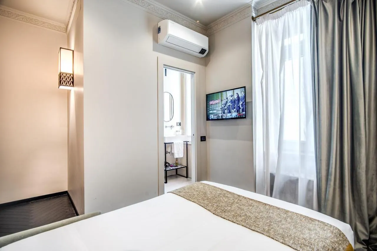 The Couper Colonna Hotel Rome 0*,  Italy